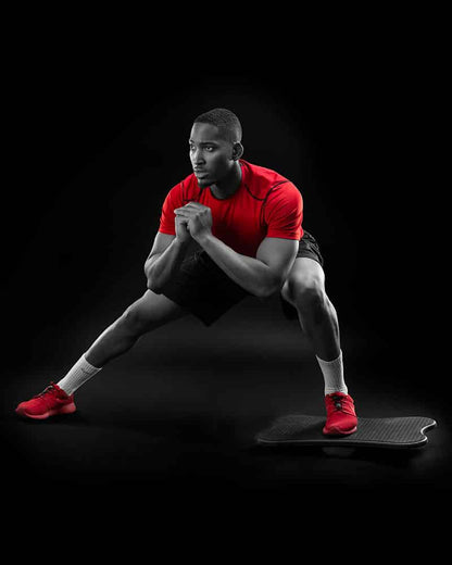 COREFX Wobble Board male side lunge