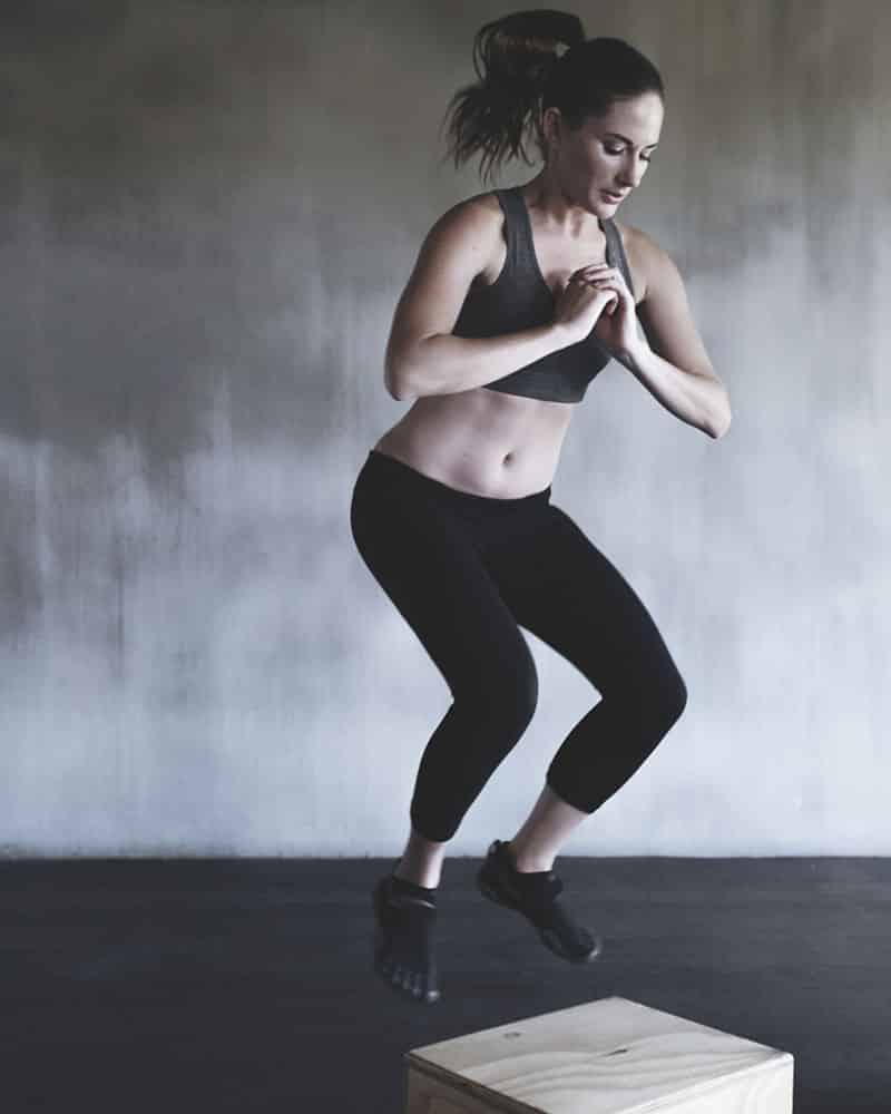 COREFX 3-In-1 Plyobox woman jumping