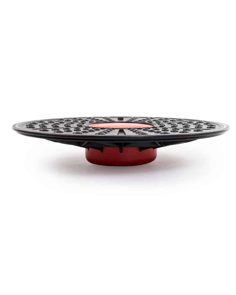 Side view of tri-level balance board